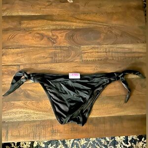 Olaian Women Swim Bottoms Size Medium-Large Black NWT